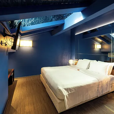 Hotel Phi Bologna