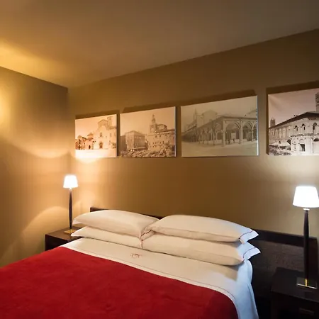 Phi 4* Bologna